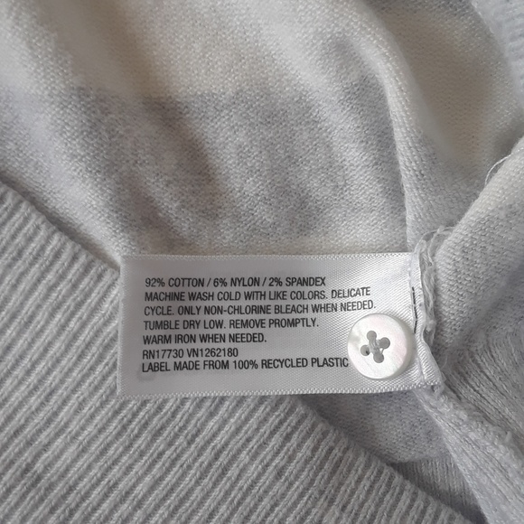 Grey and white striped sweater - Picture 5 of 5